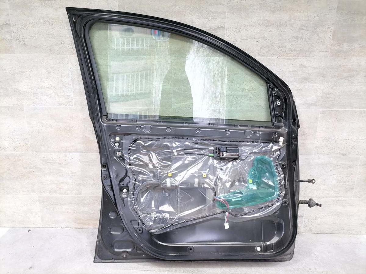 Daihatsu Sirion M300 original T&uuml;r vorn links X07 Schwarz Bj.2007